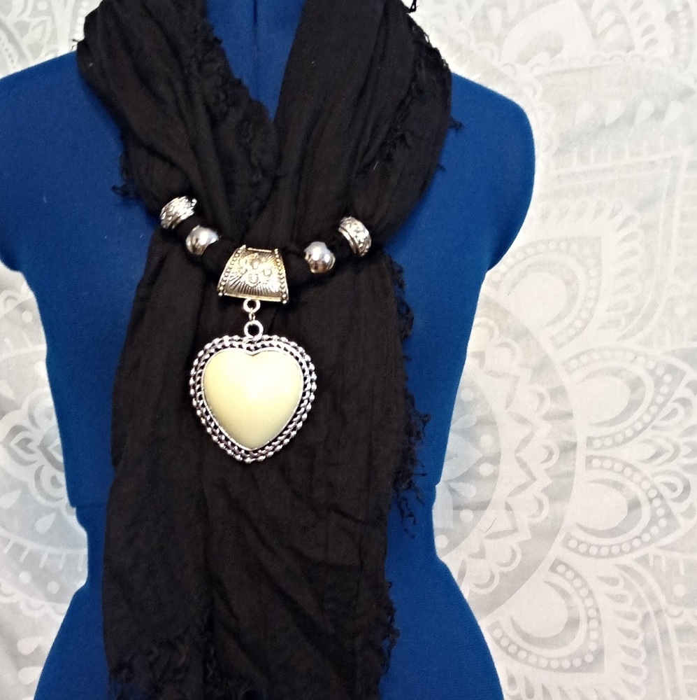 NWOT Black Scarf with Pendant
